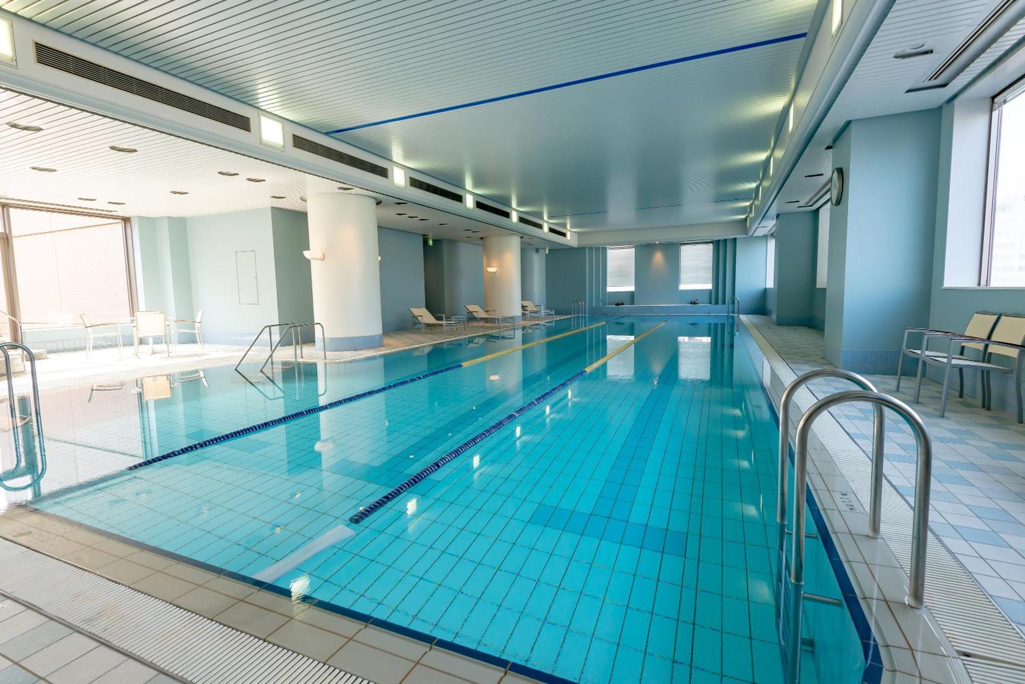 Hotel Okura Fukuoka Fukuoka  Exterior photo Indoor pool