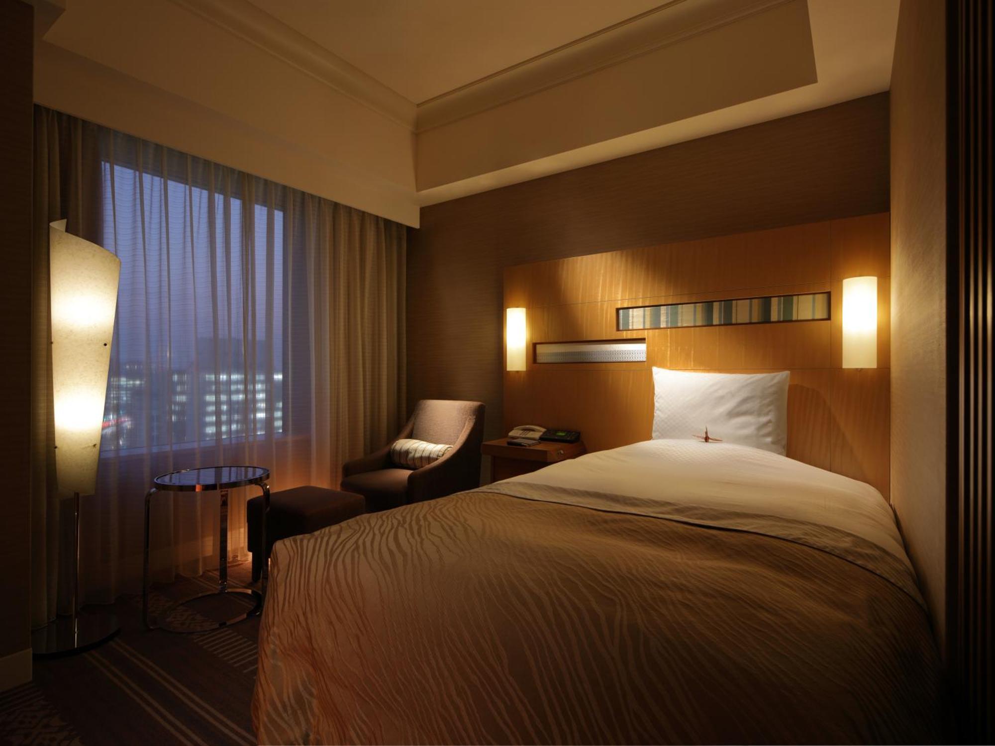 Hotel Okura Fukuoka Fukuoka  Exterior photo A room at the hotel