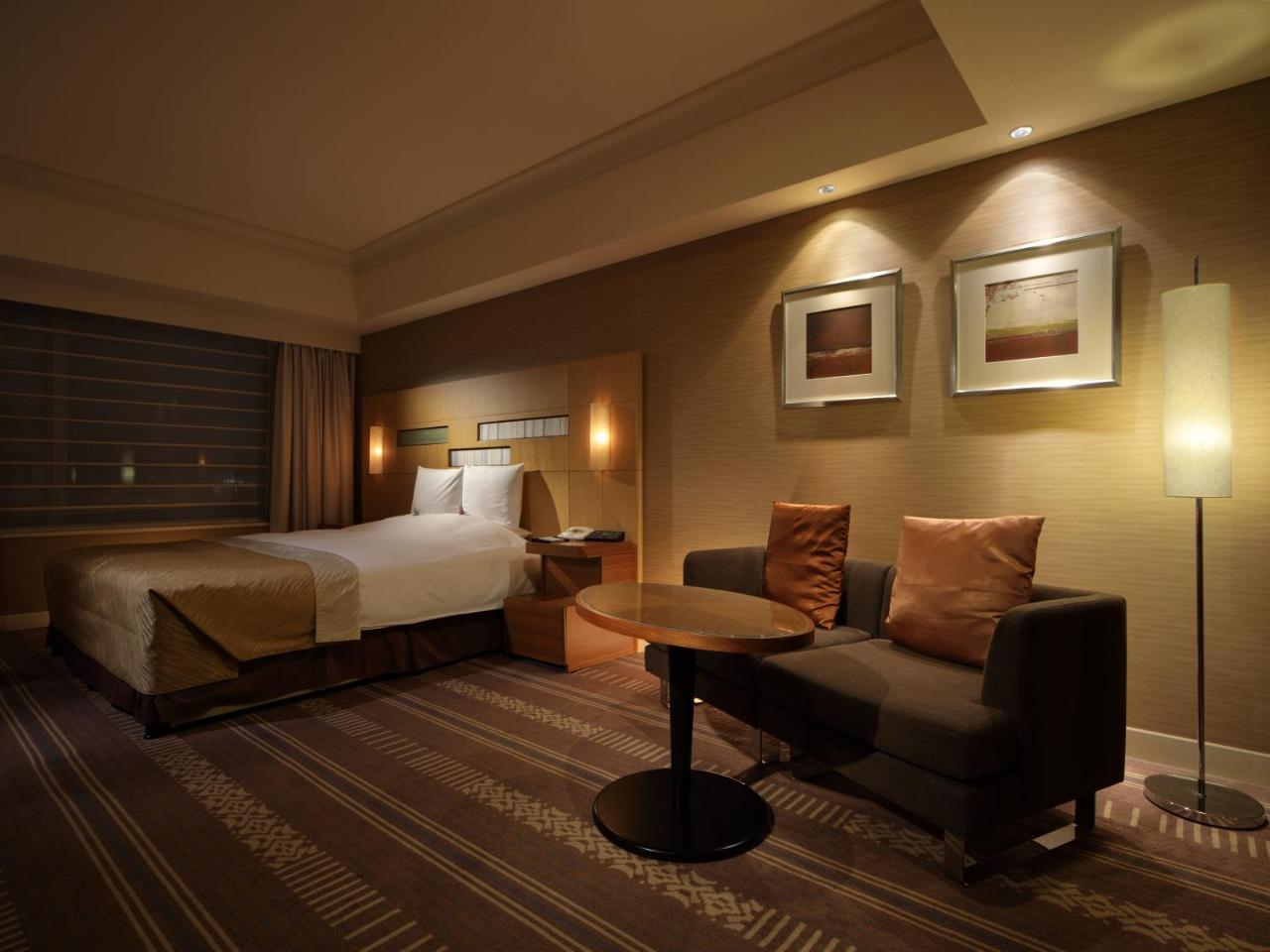 Hotel Okura Fukuoka Fukuoka  Exterior photo A room at the hotel